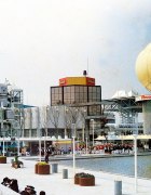 This file is licensed under the Creative Commons Attribution-Share Alike 2.0 Generic license.